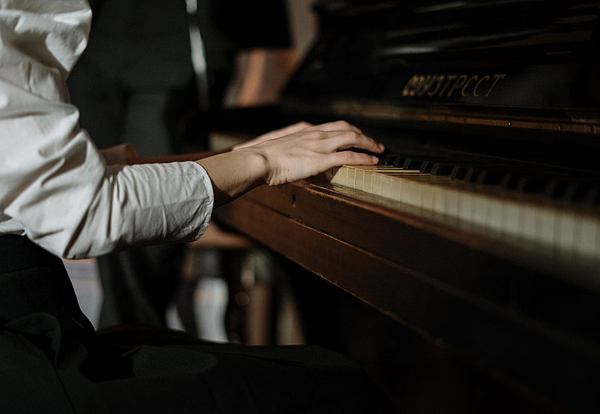 Pexels cottonbro 4038322